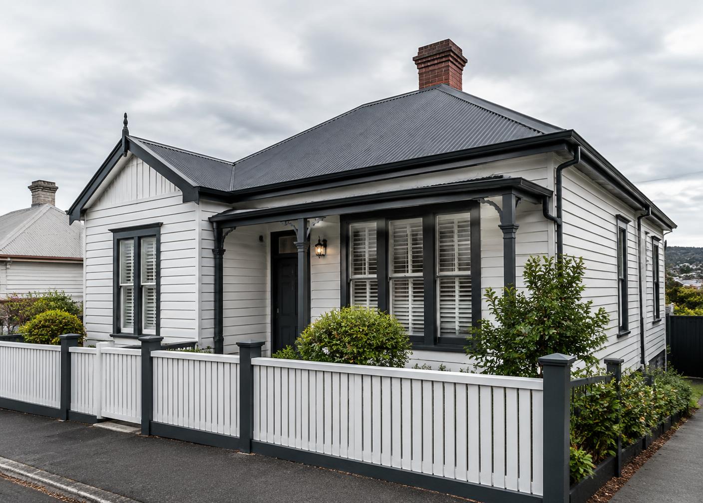 Sample heritage weatherboard exterior painting